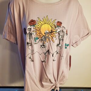 Trendy Graphic Tee with Sun and Skeletons 2X